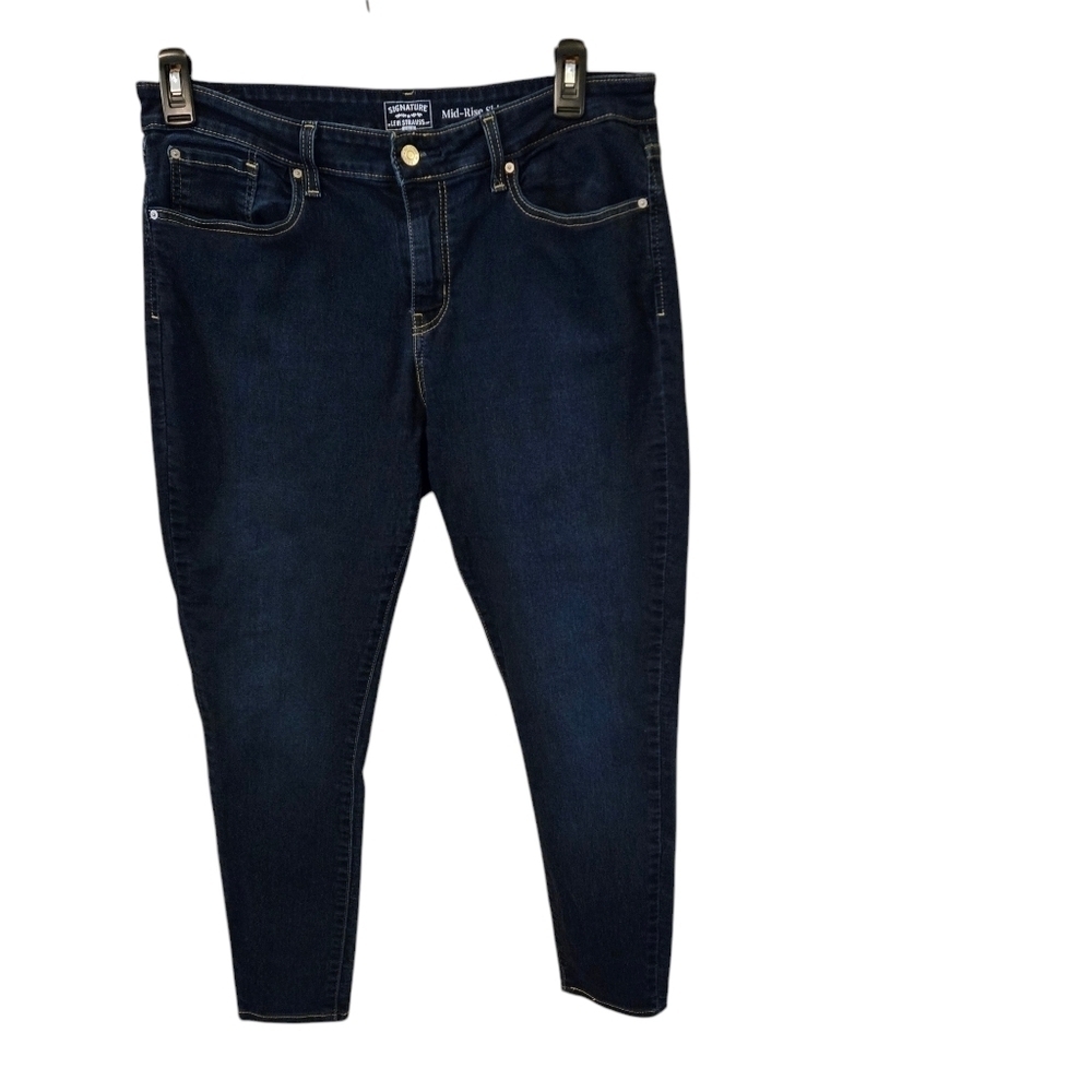 Levi's Signature Gold Mid-rise Skinny Blue Jeans Women size 14M (W32 L30)